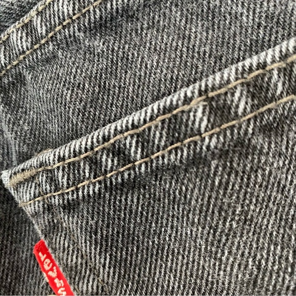 Levi's 550 Black Relaxed Fit Raw Hem Jeans Size 27 - Picture 9 of 16